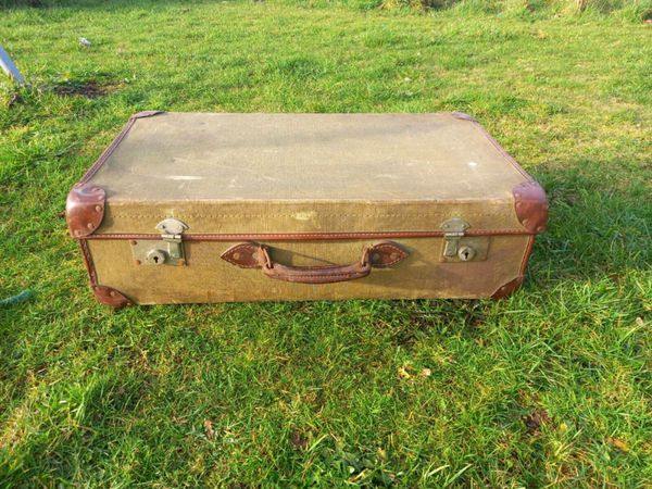 Vintage store suitcase ireland