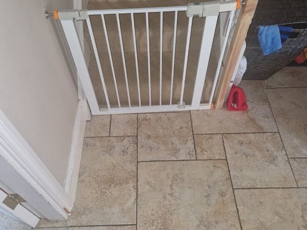 Stair gates for store sale