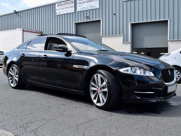 Jaguar XJ Saloon, Diesel, 2014, Black