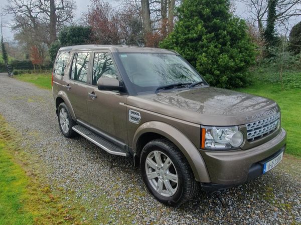 Land Rover Discovery SUV, Diesel, 2011, Gold