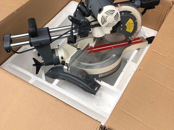 Jefferson deals mitre saw