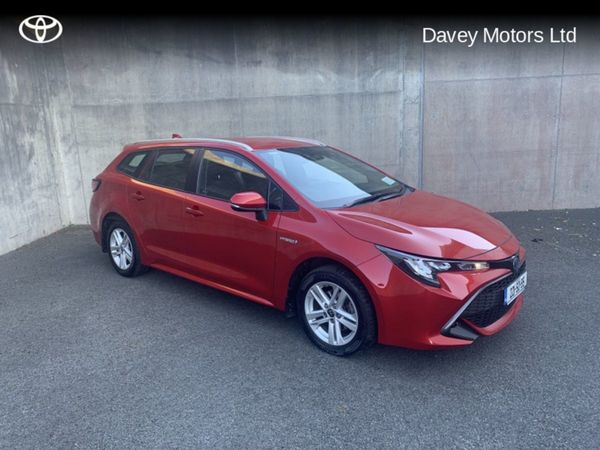 Toyota Corolla Estate, Hybrid, 2022, Red