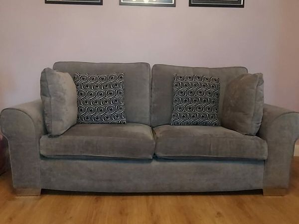 Sofas for store sale done deal