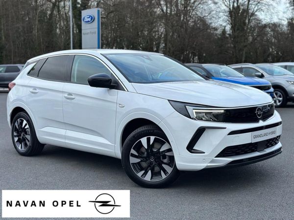 Opel Grandland X SUV, Petrol Plug-in Hybrid, 2024, White