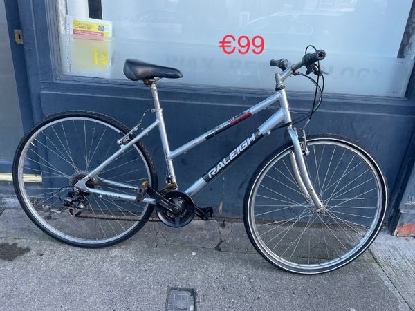 Raleigh pioneer mens hybrid hot sale bike