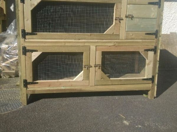 Rabbit hutches best sale done deal