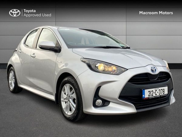 Toyota Yaris Hatchback, Hybrid, 2021, Grey