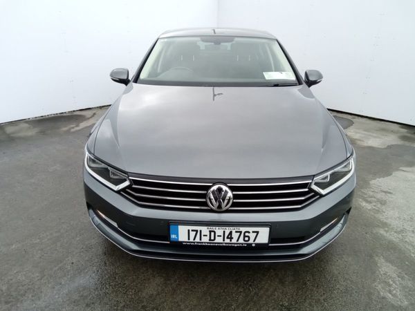 Volkswagen Passat Saloon, Diesel, 2017, Grey