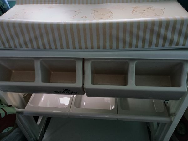 Baby elegance hot sale changing unit