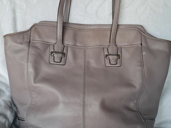 Handbags dublin discount