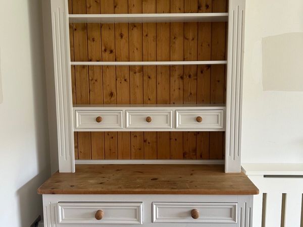 Dressers shop done deal