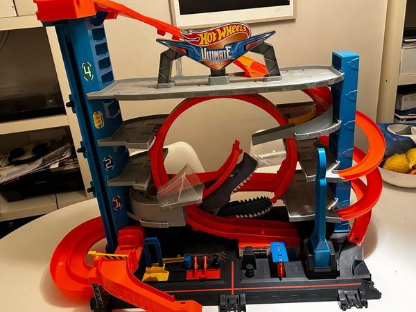 Hot wheels super ultimate cheap garage sale