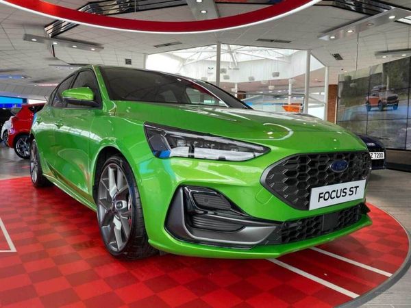Ford Focus , Petrol, 2023, Green