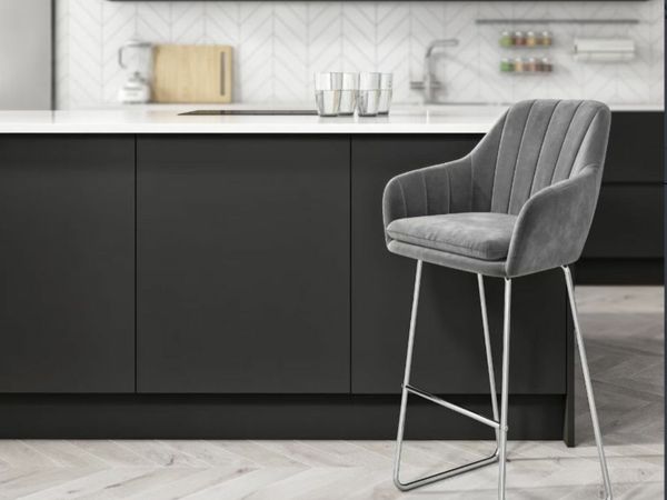 Done deal deals kitchen bar stools