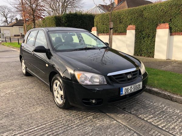 Kia Cerato Hatchback, Petrol, 2006, Black