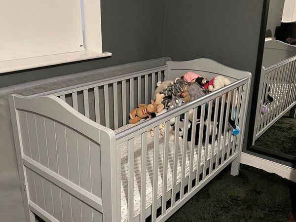 Done deal 2025 baby cots