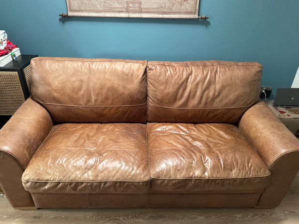 Donedeal leather clearance couch