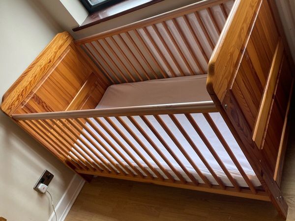 Babylo hampton sale cot bed