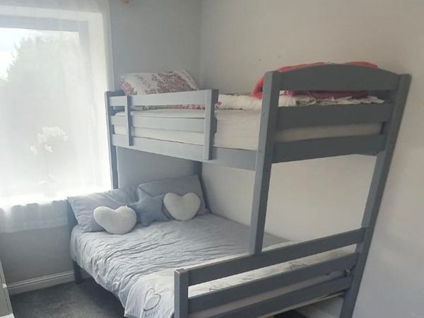 Donedeal bunk deals beds