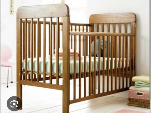 Cosatto hogarth cot store bed