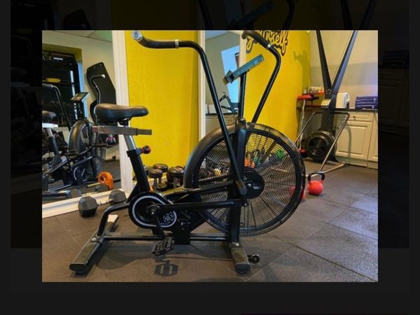 Watt bike for hot sale sale done deal