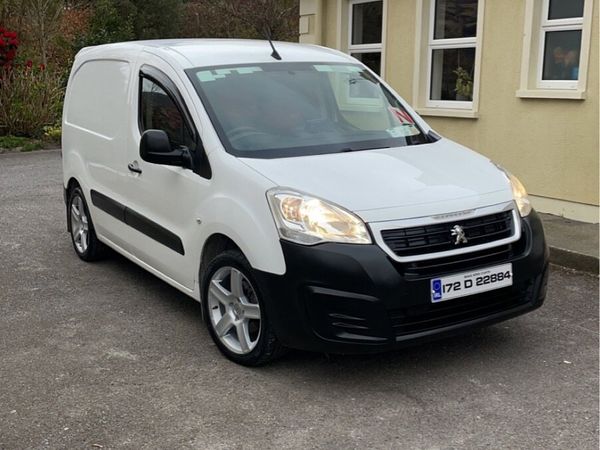 3 seater best sale small van