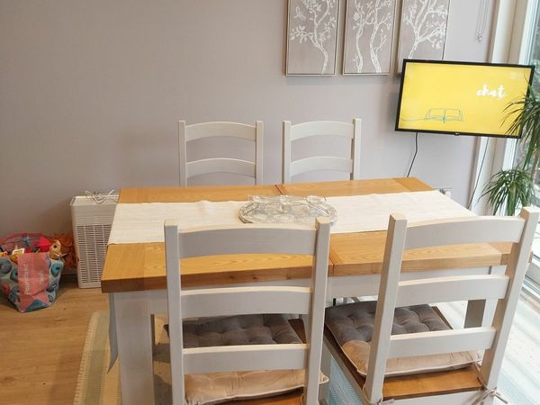 Donedeal dining store table and chairs