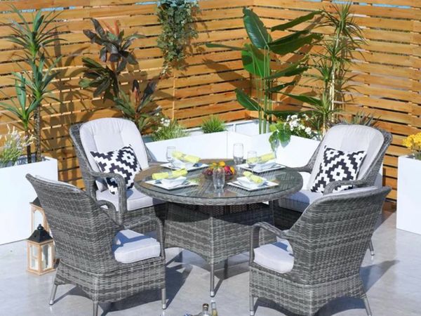 Restaurant outdoor deals seating for sale