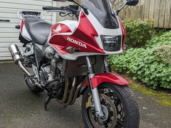 Motorbikes for sale 2024 done deal