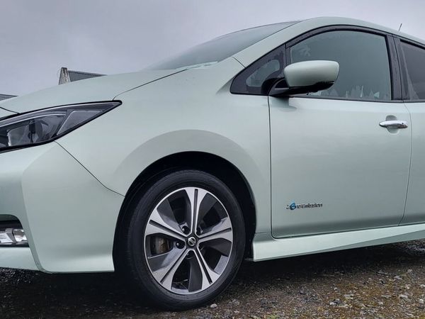 Nissan Leaf Hatchback, Electric, 2018, Grey