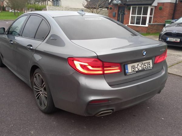 BMW 5-Series Saloon, Petrol Plug-in Hybrid, 2019, Blue