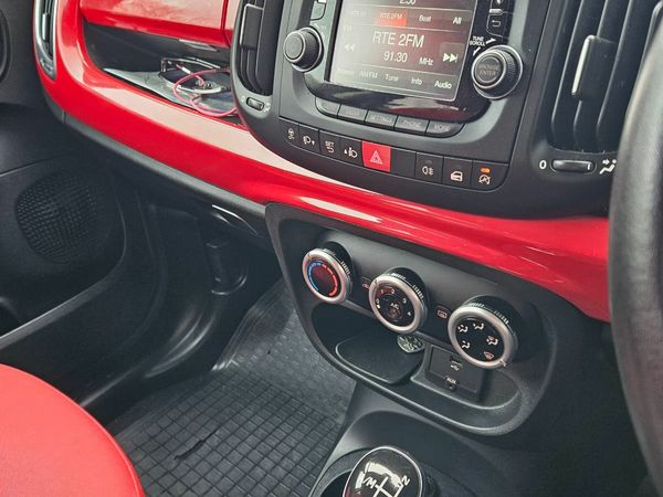 Fiat 500L MPV, Diesel, 2014, Red