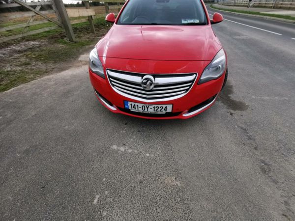 Vauxhall Insignia Coupe, Diesel, 2014, Red