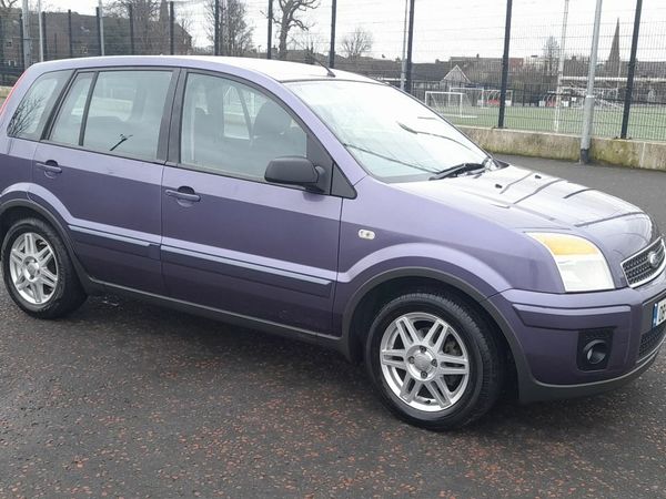 Ford Fusion Hatchback, Petrol, 2008, Purple