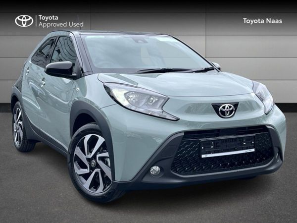 Toyota Aygo Hatchback, Petrol, 2024, White