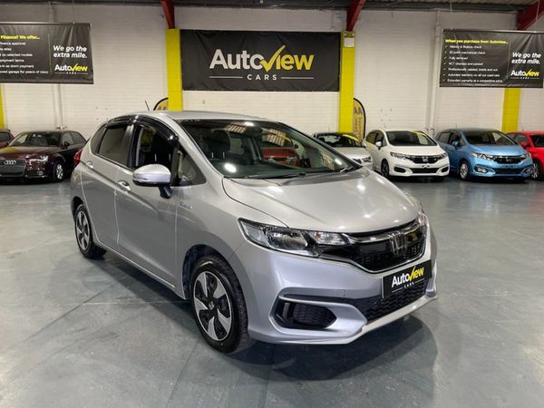 Honda Fit Hatchback, Petrol Hybrid, 2018, Silver