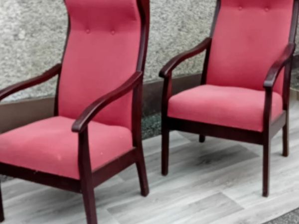 Done deal store fireside chairs