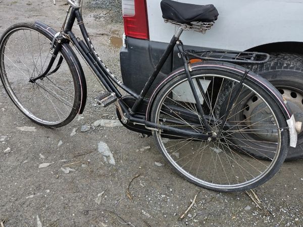 Old bicycles shop for sale