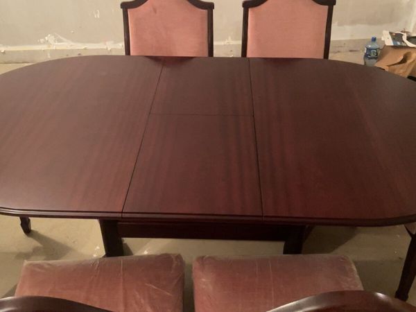 Done deal kitchen table and deals chairs