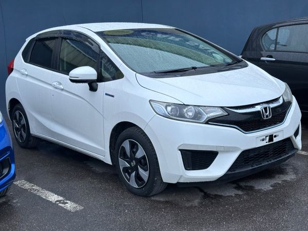 Honda Fit Hatchback, Petrol Hybrid, 2017, White
