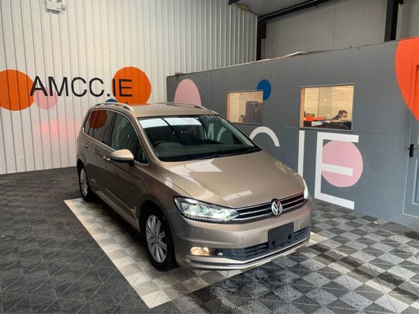 Volkswagen Touran MPV, Petrol, 2019, Beige