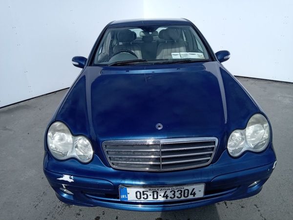 Mercedes-Benz C-Class Saloon, Petrol, 2005, Blue