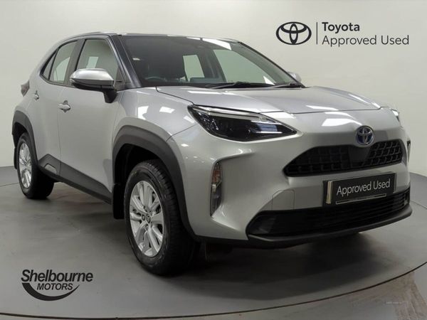 Toyota Yaris Cross , Hybrid, 2021, Silver