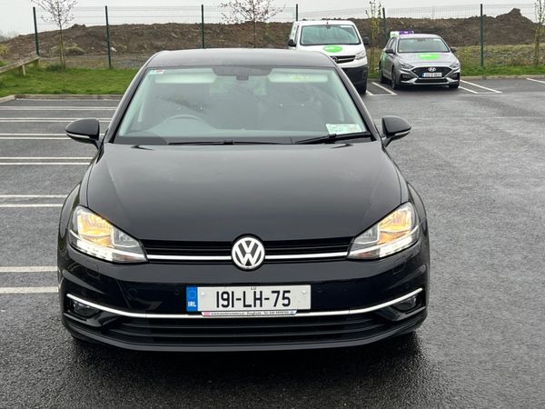Volkswagen Golf Estate, Petrol, 2019, Black