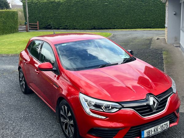 Renault Megane Hatchback, Diesel, 2018, Red