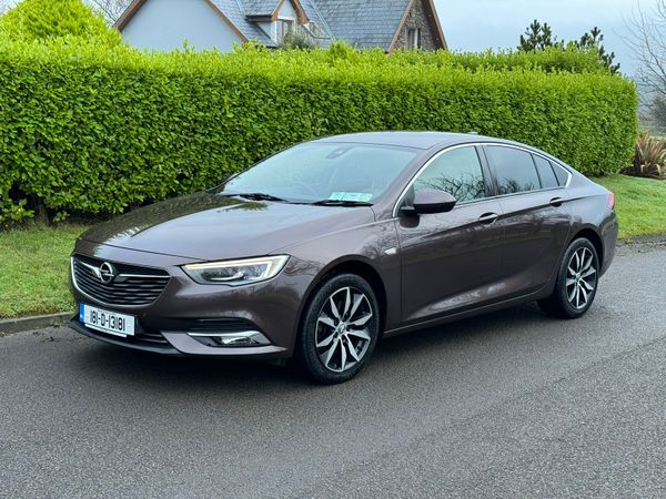 Opel Insignia Hatchback, Diesel, 2018, Brown