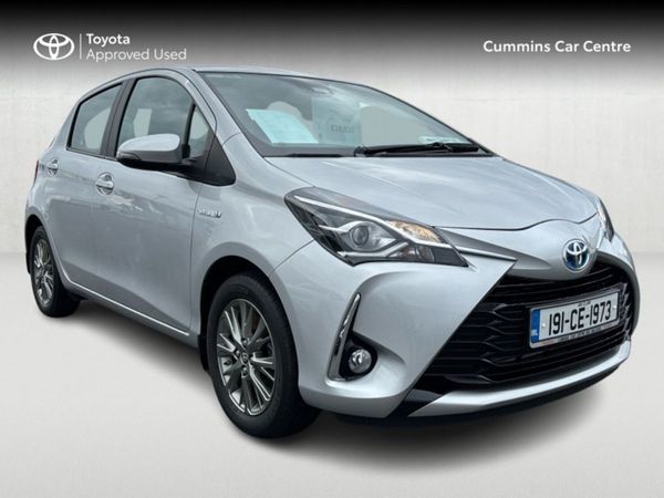 Toyota Yaris Hatchback, Hybrid, 2019, Grey