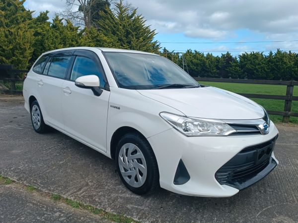 Toyota Corolla Estate, Petrol Hybrid, 2018, White