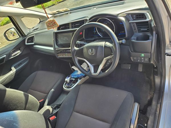 Honda Fit Hatchback, Petrol Hybrid, 2016, Silver