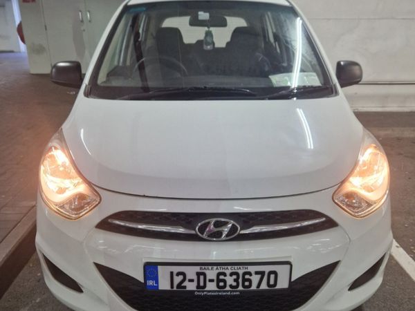 Hyundai i10 Hatchback, Petrol, 2012, White